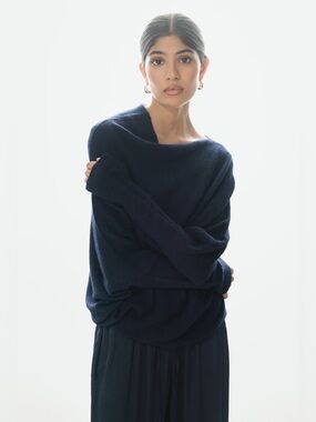 Jaki Asymmetric Draped | Navy | Seamless Knit - Navy